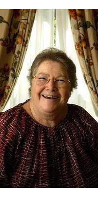 Colleen McCullough, Australian author (The Thorn Birds), dies at age 77